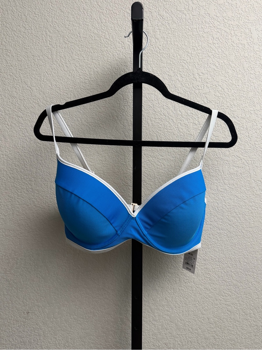 Shade & Shore Women’s Blue Underwire Lightly Lined Bikini Top NWT $30 R